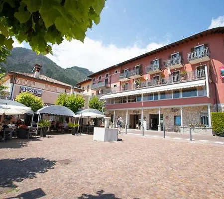 La Fenice E Sole Hotell Tremosine