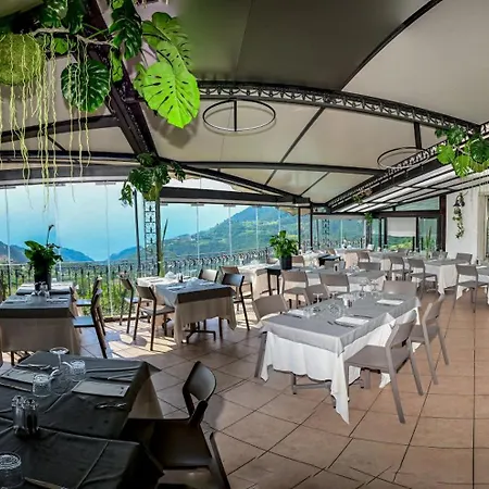 Hotel La Fenice E Sole
