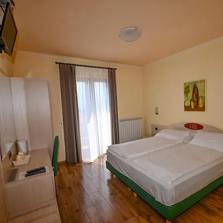 Hotel La Fenice E Sole Tremosine
